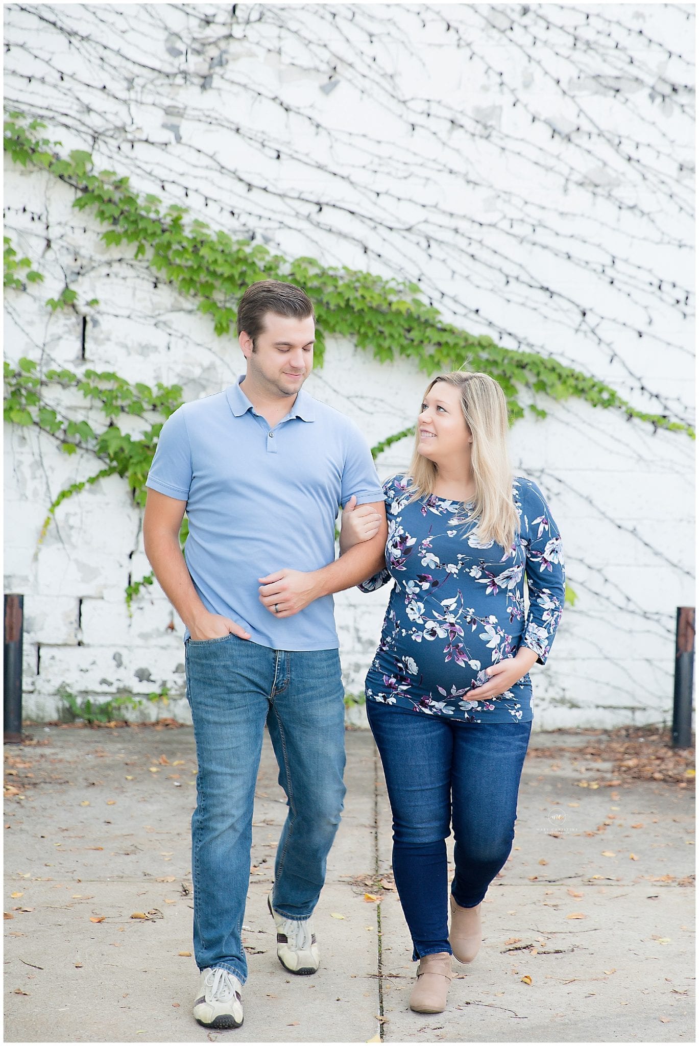 couple maternity photos