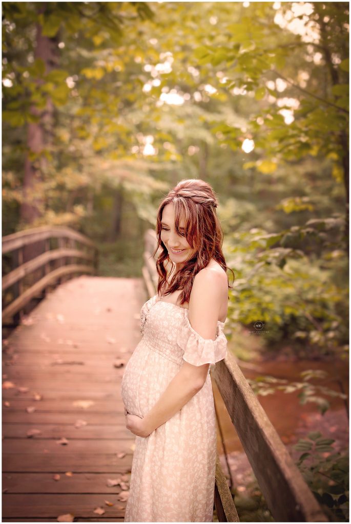 Akron maternity photographer